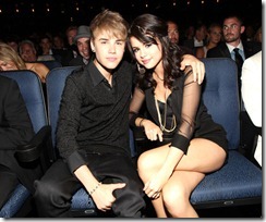 Selena Gomez 2011 ESPY Awards Backstage Audience 4eRmnhmSrS_l