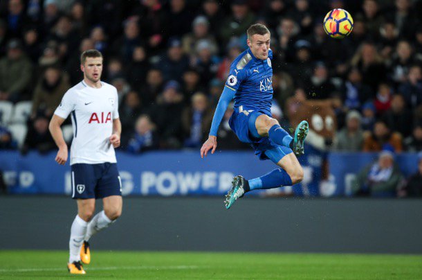 Jamie Vardy scores stunning goal Leicester 2-1 Tottenham