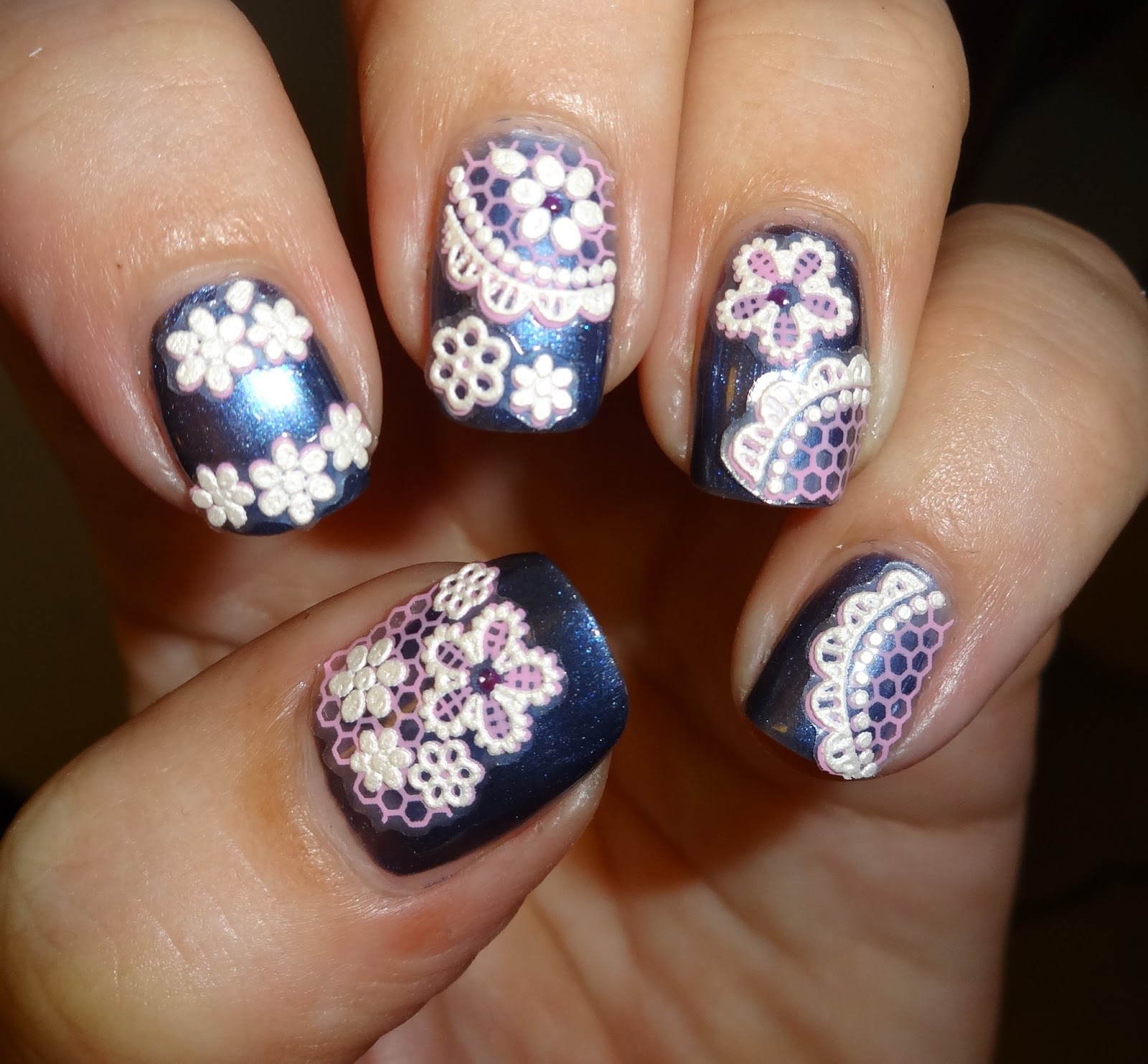 Wendy's Delights: Tmart Lace Nail Art Stickers