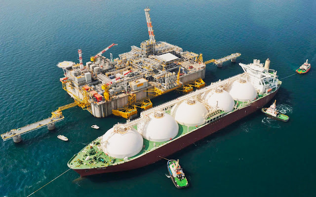 Asia Spot LNG Prices Ease on Warm Weather