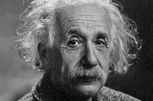 عشرة أمور يجب أن تعرفها عن البرت اينشتاين