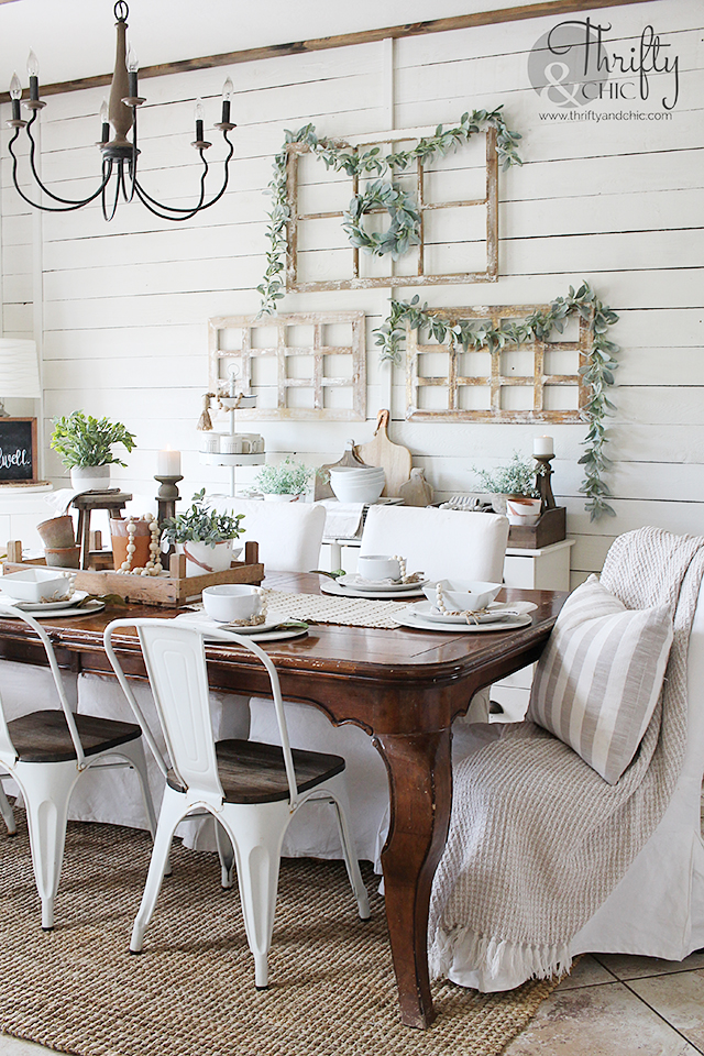 spring dining room decor, spring dining table decor, dining room wall decor, dining room ideas, how to decorate for spring, spring decor tips, buffet