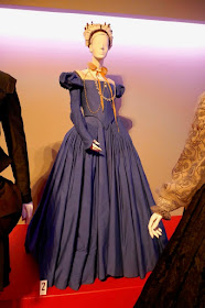 Saoirse Ronan Mary Queen of Scots movie costume
