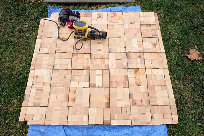 sanding pine wood tiles