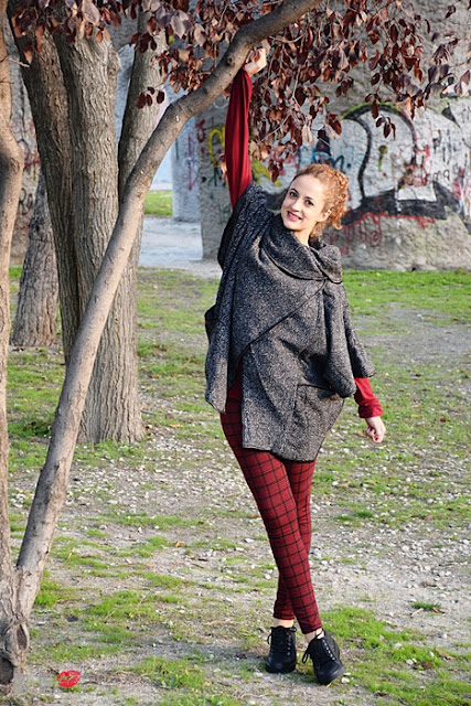 Outfit-Abrigo-Poncho-jaspeado-2