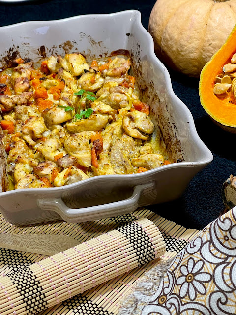 Pollo al horno con yogur, curry y calabaza