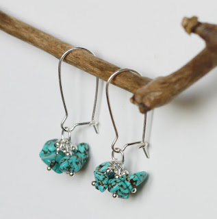 https://www.alittlemarket.com/boucles-d-oreille/fr_boucles_d_oreilles_grappes_argent_925_et_turquoise_-19988171.html