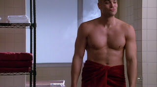 Mark Salling Shirtless on Glee s1e05