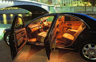 2010 MAybach 57