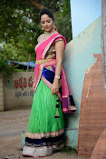 Anasuya photos in half saree-thumbnail-12