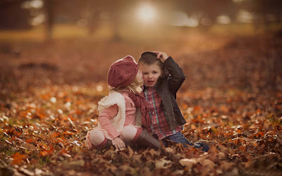 Cute-Baby-Girl-Boy-Kissing-pictures-image