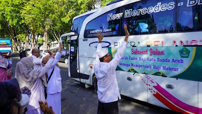 Kloter Pertama JCH Kota Banda Aceh Berangkat ke Tanah Suci, Jemaah Termuda Berusia 24 Tahun