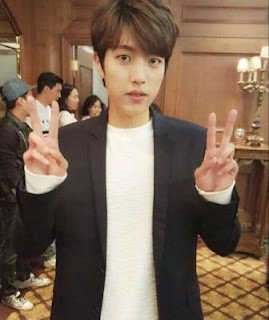 Kumpulan Foto Ganteng Lee Seung Yeol