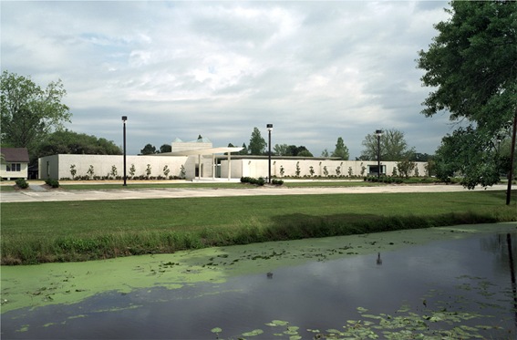 Holy Rosary Church Complex by Trahan Architects 7