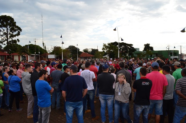 Apoio aos caminhoneiros em Roncador