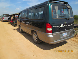 Tour to  "Kampong Phuk" village on stilts and flooded forests.