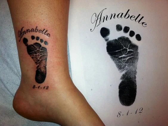 tatuajes de huellas de bebes