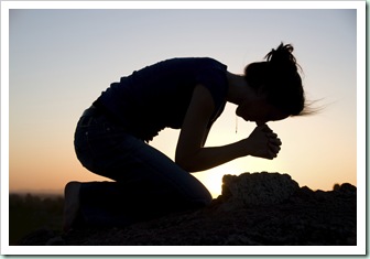 prayingwoman