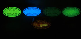 Hand-Made-Batman-Bat-Symbol-Glow-In-Dark-Resin-Plastic-Figure-2