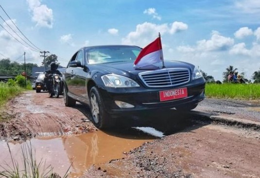 Lampung; Berharap Kunjungan Wisatawan tapi Infrastrukturnya Luar Biasa Buruk