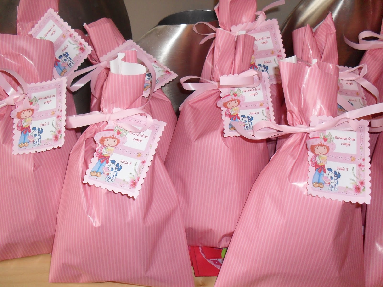 and candy tables weddings.