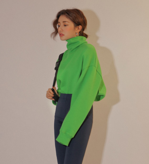 Funnel Neck Extended Sleeve Sweatshirt