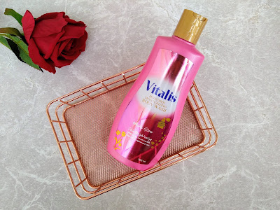 vitalis perfumed moisturizing body wash