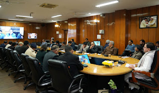 CM dhaami review meeting regarding Joshimath land slide