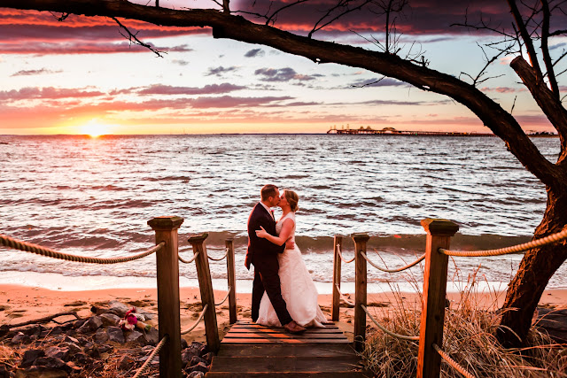 A nautical winter wedding with a spectacular sunset at the Chesapeake Bay Beach Club by Heather Ryan Photography