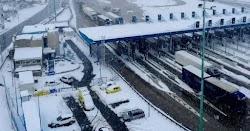 Νοοτροπία «πονάει χέρι, κόβει χέρι» από την κυβέρνηση σε όλα τα σημαντικά θέματα, καθώς τα έκλεισε όλα για να αντιμετωπίσει την κακοκαιρία «...