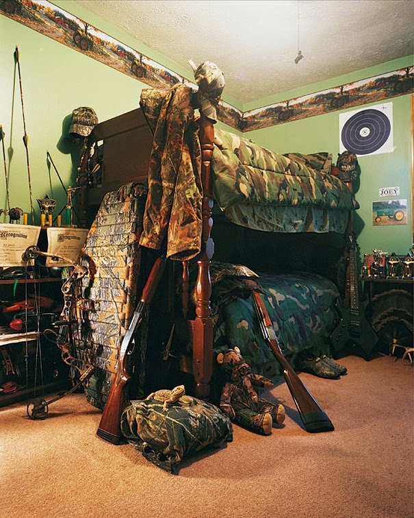 16 Children & Their Bedrooms From Around the World - Joey, 11, Kentucky, USA - Joey's Bed
