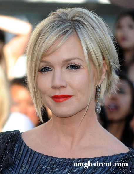 jennie garth hairstyles. Short wavy haircuts 2011 for