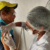 Em Piancó, Equipes da Secretaria de Saúde vacinam em casa Idosos contra a Gripe