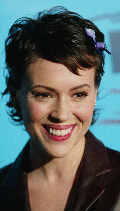 alyssa milano style hair