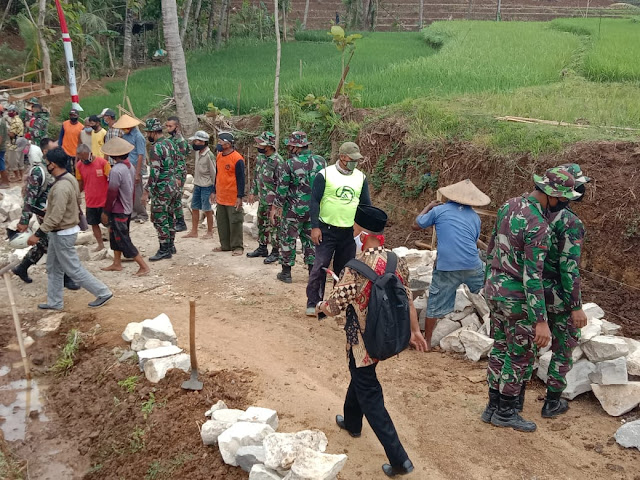 Rakyat Yakin Saat TNI Hadir Ditengah-tengah Masyarakat