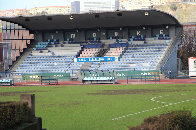 Tribuna de la ciudad deportiva de San Vicente