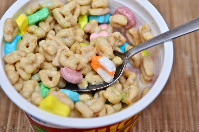 Lucky Charms - General Mills - Breakfast - Dessert - Céréales Lucky Charms test - USA - Cereals Lucky Charms - Snack - Marshmallow - Guimauves