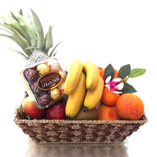  Fruit Basket Chocolate Hamper