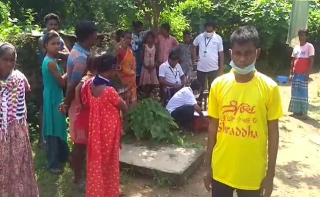 ১০ বছর নিখোঁজ থাকার পর,  নিজের বাড়িতে ফিরলো  উজ্জ্বল