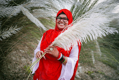 সুন্দরী মেয়েদের পিকচার