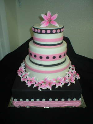 Black And White And Pink Wedding Cakes