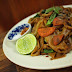 Thai Recipes: Stir Fried Wide Rice Noodles with Soy Sauce (Pad See Ew)