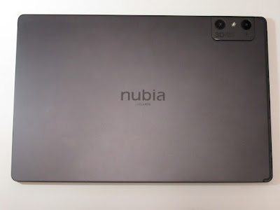 nubia pad 3D の外観