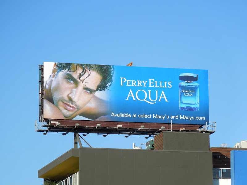 Perry Ellis Aqua Nir Lavi model billboard