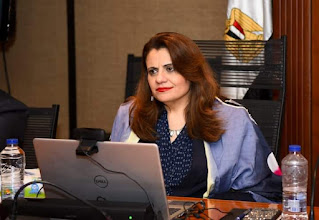 وزيرة الهجرة تطلق حملة "خبراء مصر بالخارج يجيبون: لماذا نستثمر في مصر؟"