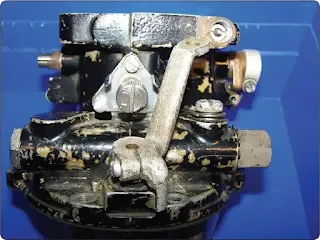 Aircraft reciprocating engine carburetor maintenance