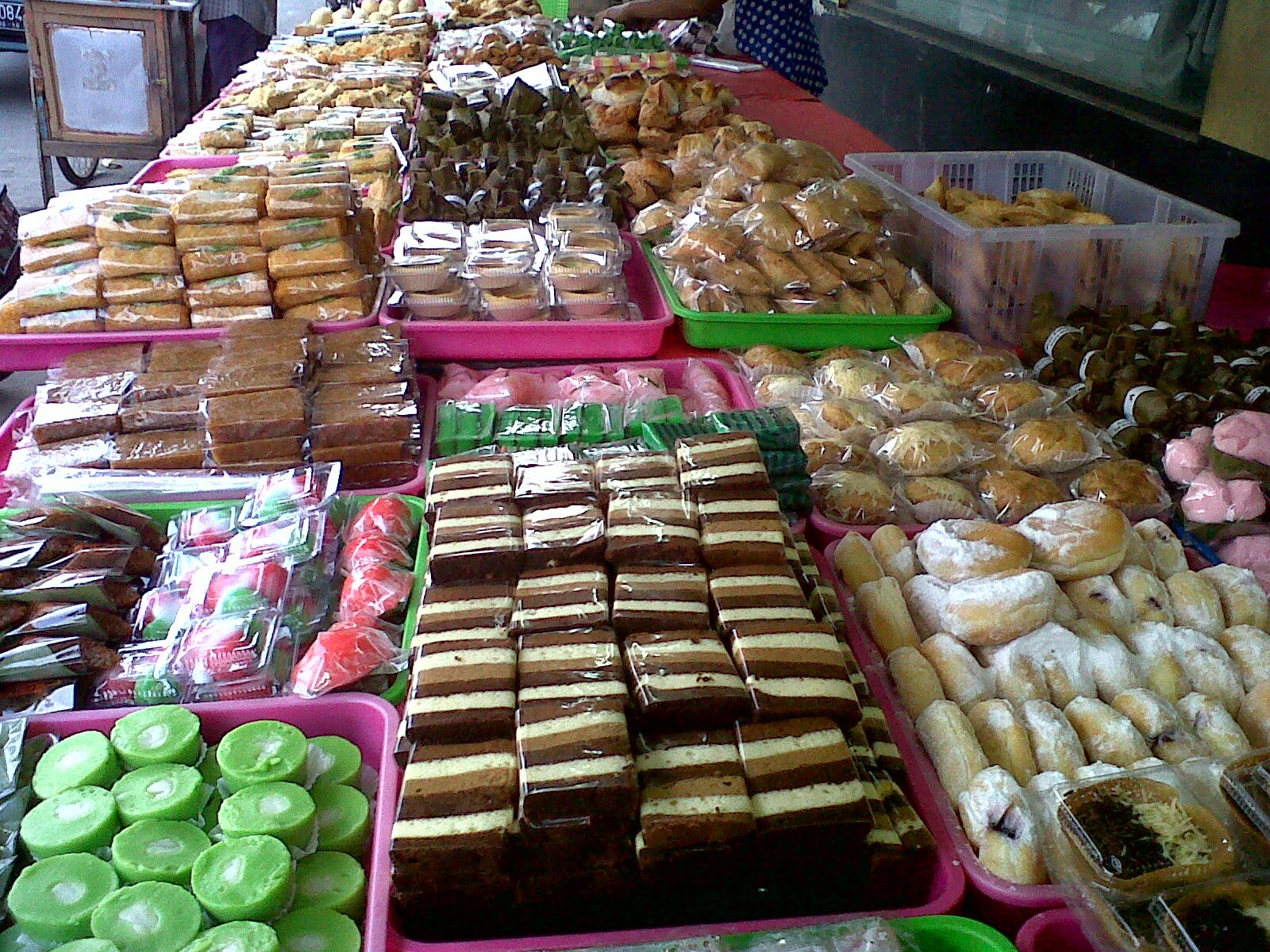 Jajanan Pasar  Di Bandung