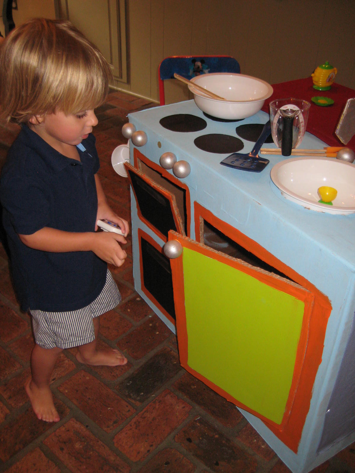 Seamingly Smitten Cardboard Play Kitchen