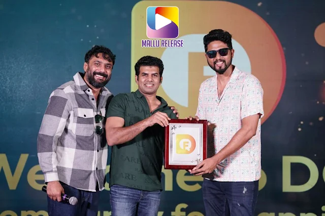 dulquer salmaan family names, dulquer salmaan family photos, dulquer salmaan family, dulquer salmaan family members, actor dulquer salmaan family photos, actor dulquer salmaan family, mallurelease