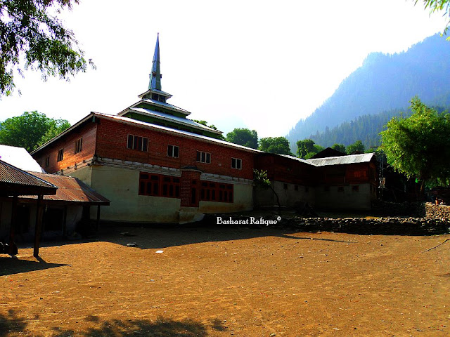 SHARDA : NEELUM VALLEY